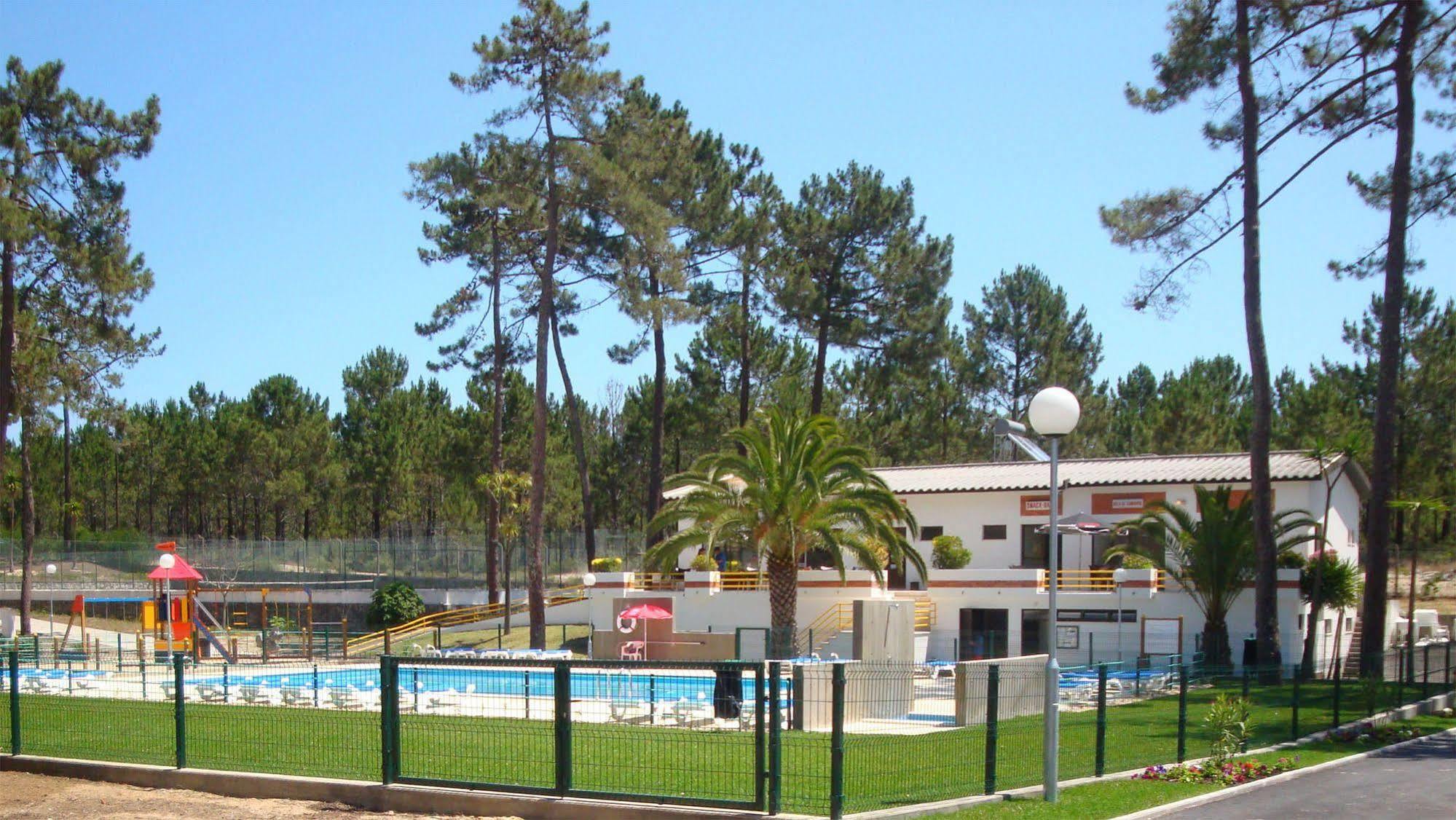 ホテルOrbitur Valado Bungalows Caravan Park ナザレ エクステリア 写真